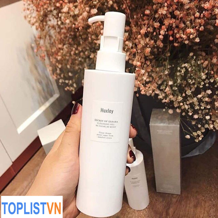 sữa rửa mặt Huxley