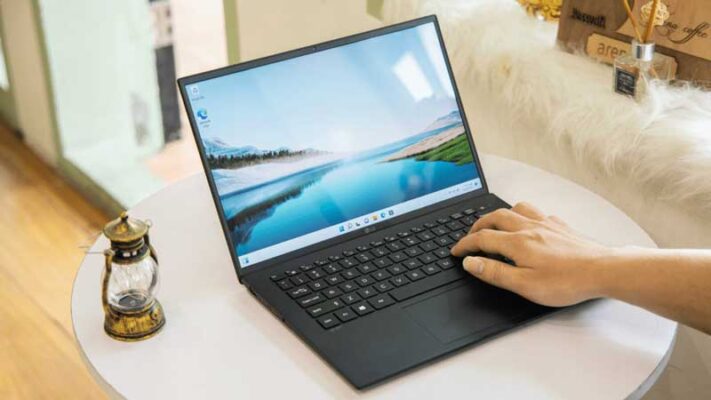 Touchpad – Kích thước rộng, thao tác mượt mà